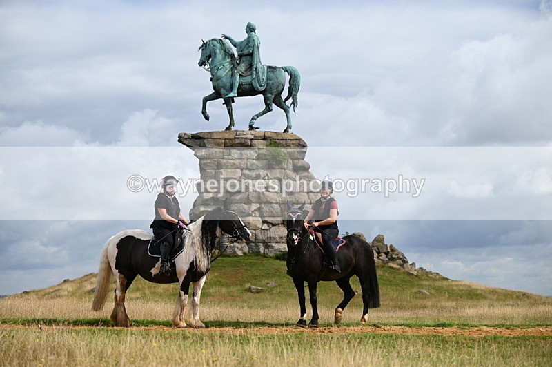 DSC_4087 - Time at Statue 09:50 to 11:09