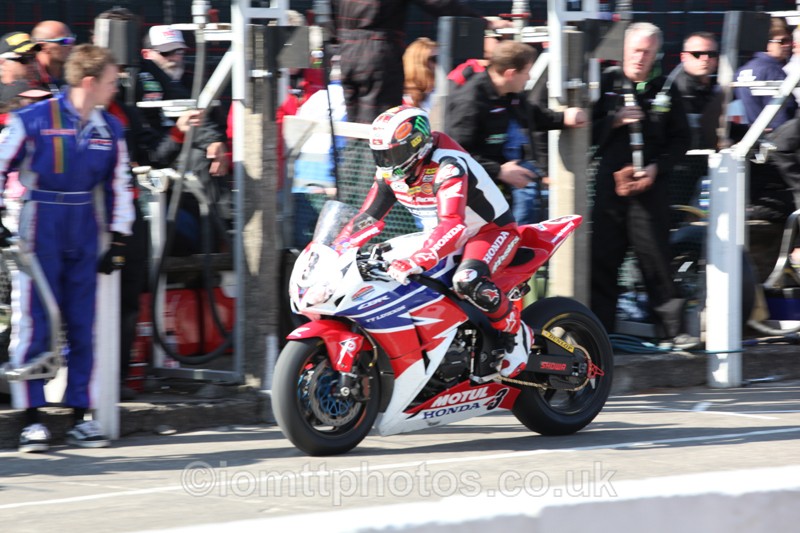 IMG_0828 - Senior TT - Start Line