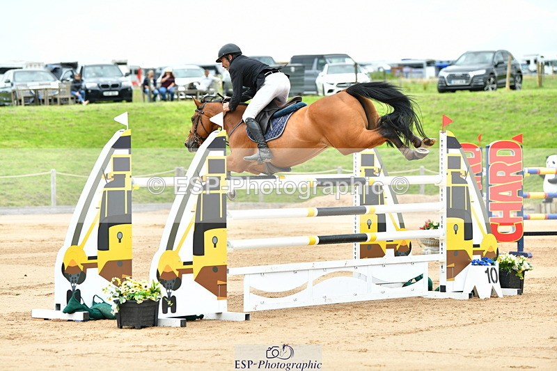 230720A-145445-03614 - Cls 9, 2 Star Big 1.40m Start to break