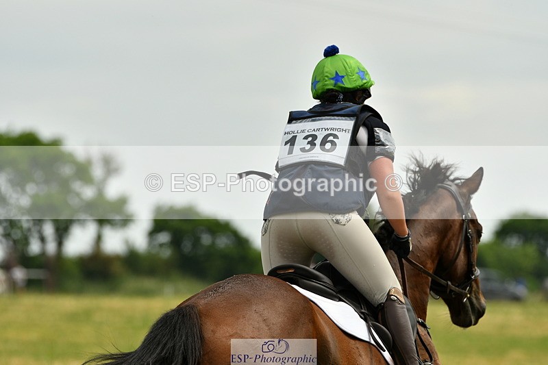 230617B-113907-00725 - XC 136