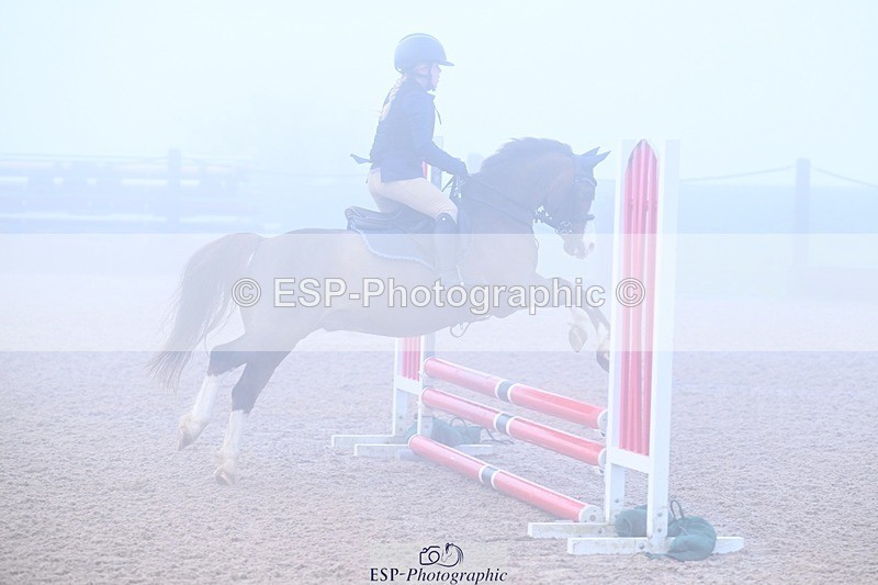 251115-094155-00345 - Cls 19 Clear Round 40cm