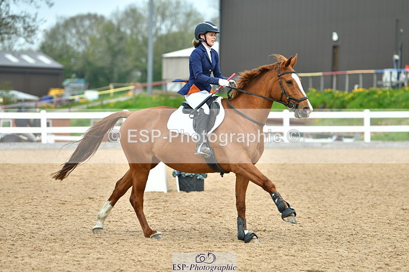 230504A-132006-01859 - Cls 4 95cm Amateur Quali