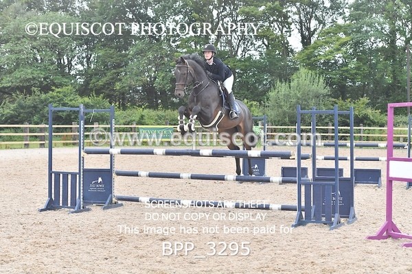 BPP_3295 - CLASS 5 Senior Newcomers/ 1.10m Open