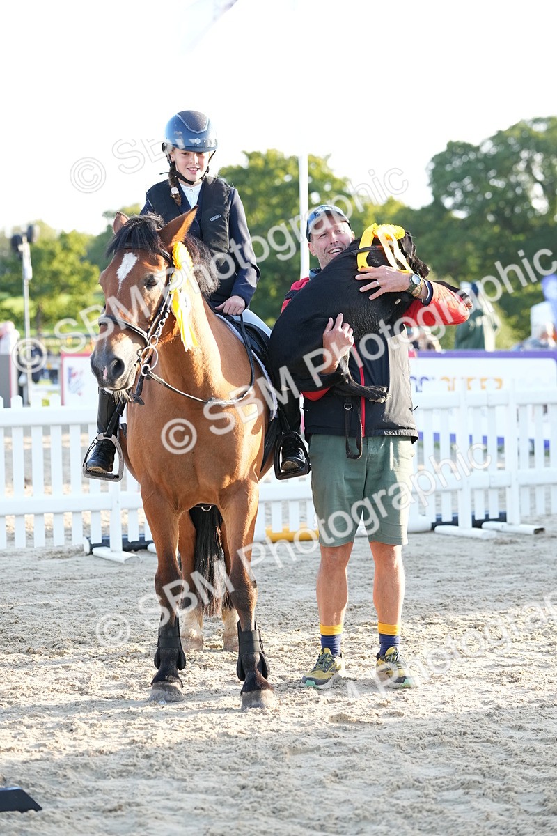 SBM_29541 - J44 - Horse & Hound Open 70cm