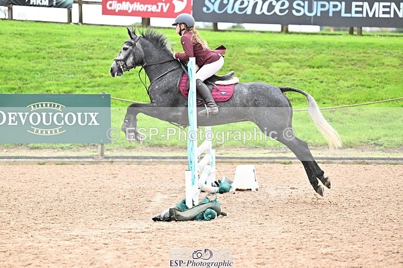 250920-153509-01764 - Cls 21 Pony Intro 80cm Derby