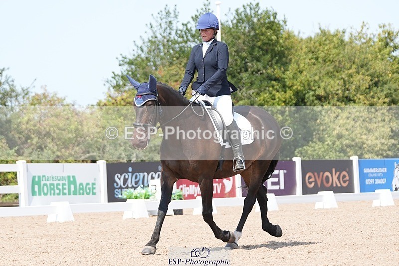 250817-131614-09625 - 195-Jacqui.BoltMocha.Fountain