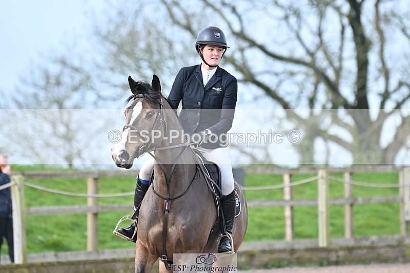 240315A-095443-00131 - Cls 1 Seniors 1.05 and 1.10m Open