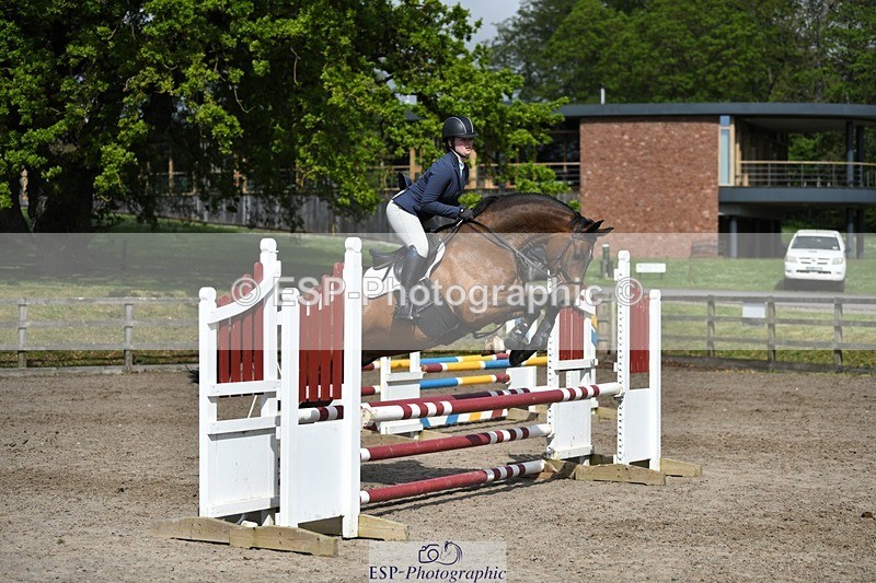 230512-100957-00473 - Cls 10 Snr 85cm Schooling