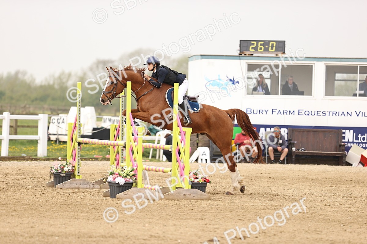  - Class 15 - Senior British novice - 90cm