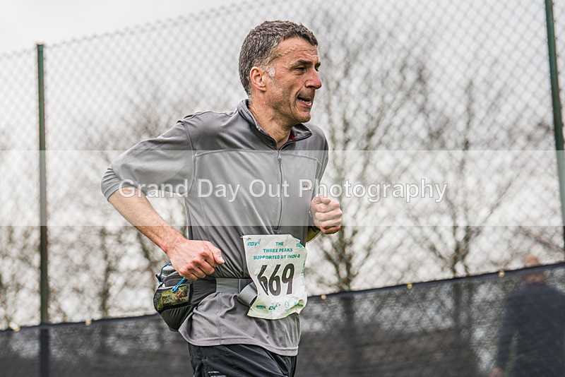 3 Peaks-2684 - The 3 Peaks Race - The Finish - Saturday 29th April 2023