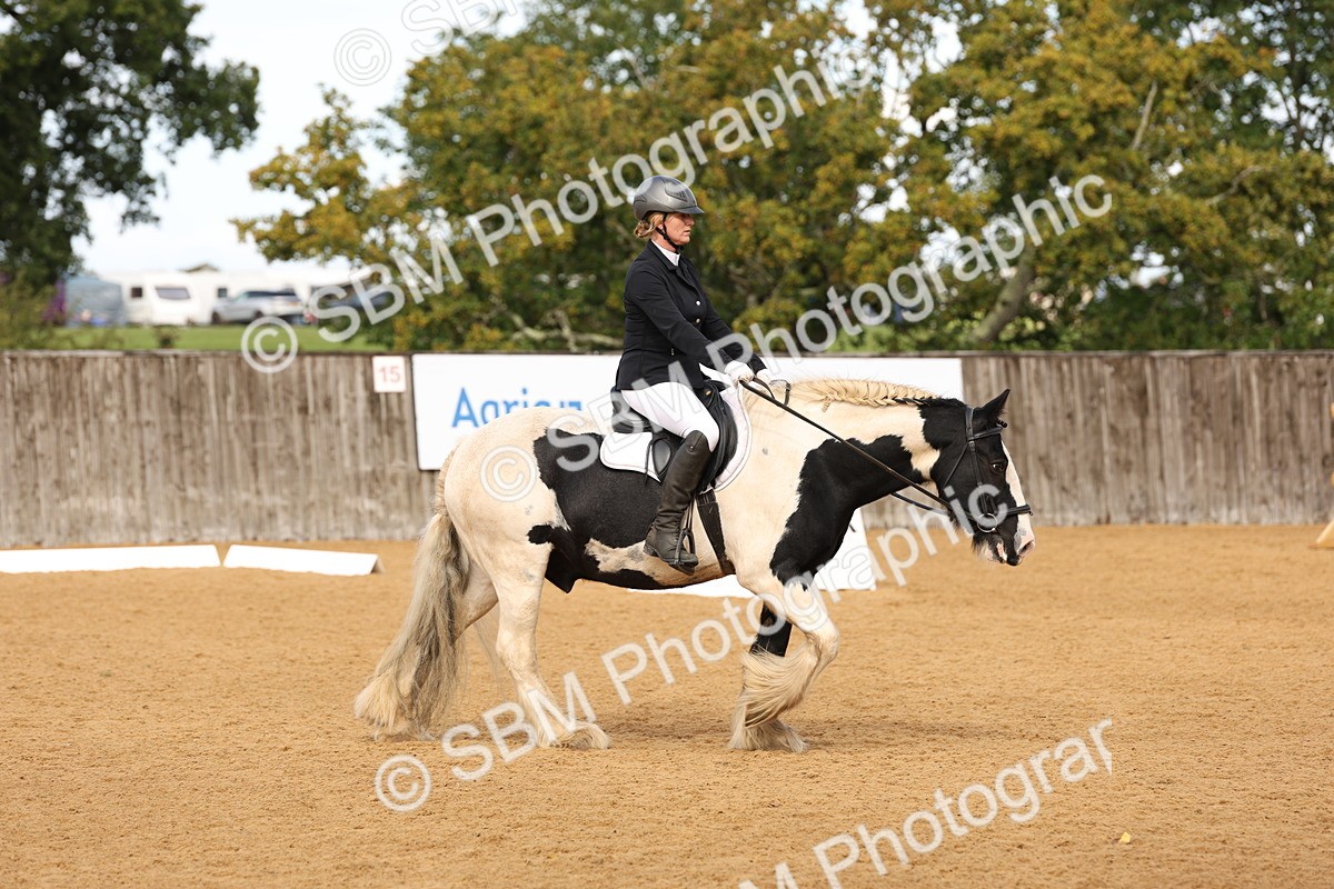 SBM_03525 - D1 - Small Tour Championship Intro 1