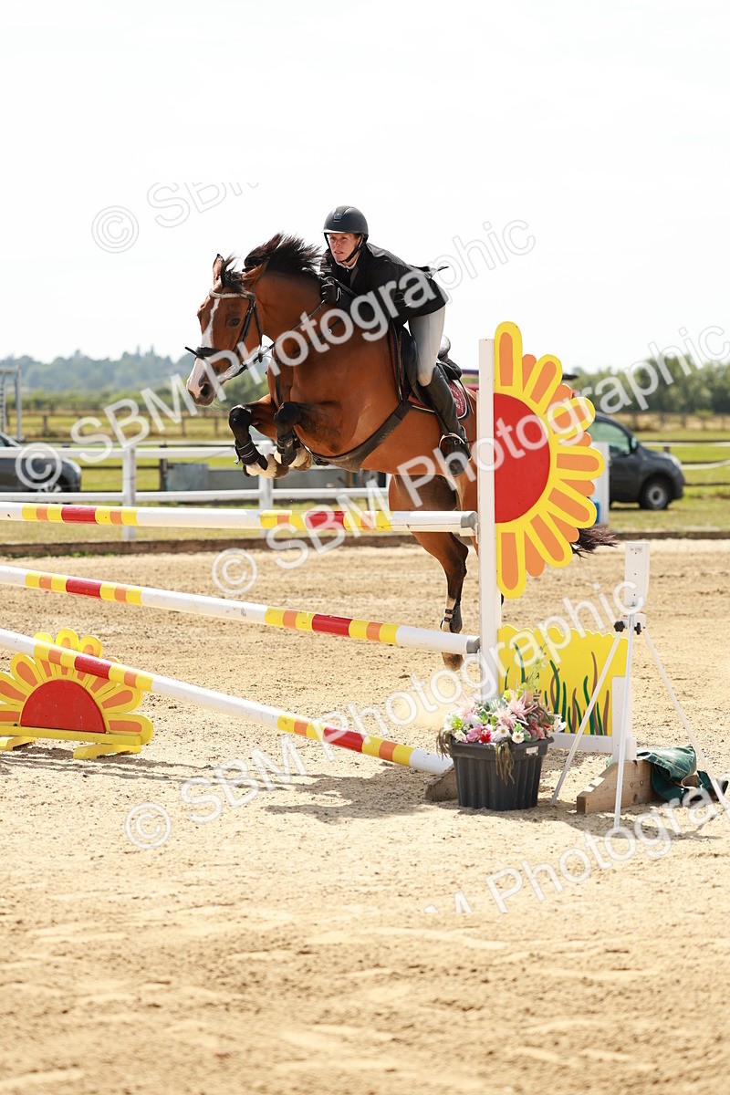 SBM_007781 - Class 4 - Senior Foxhunter - 1.20m Open