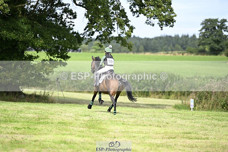 240825X-104835-31444 - 70cm XC 10.00 to 11.00