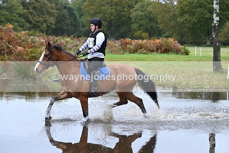 WJ7_2847 - 90cm Cam 2 Water Time 13:05 to 13:27