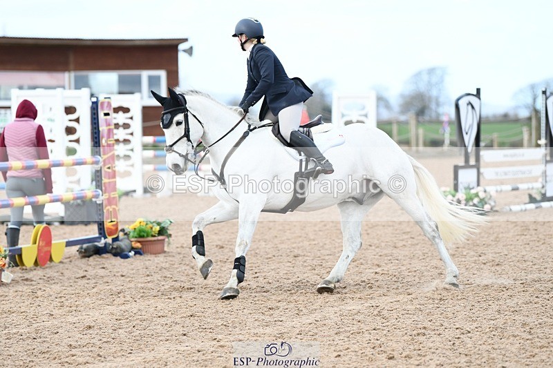 250328-112703-00775 - Cls 2 Snr Newcomers