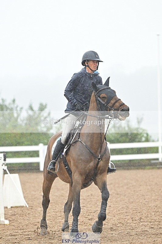240925A-140510-01040 - Cls 5 Foxhunter and 1.20m Open