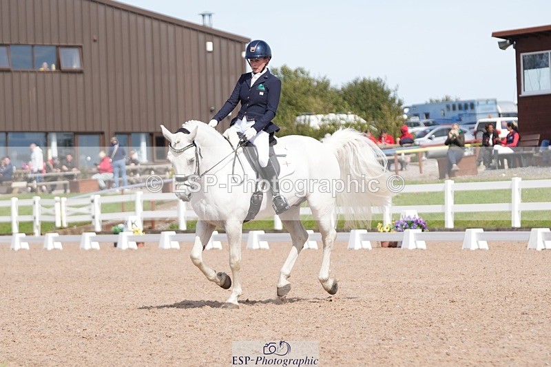 250906-135845-03826 - 067-Laura.PercyConobola.Cascade