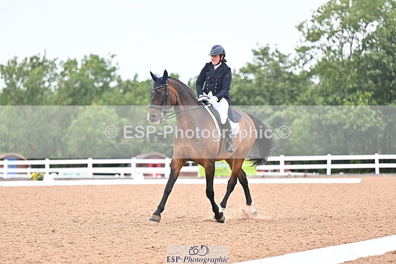 240815A-133206-01644 - 150-Deborah.Newman-Legolas