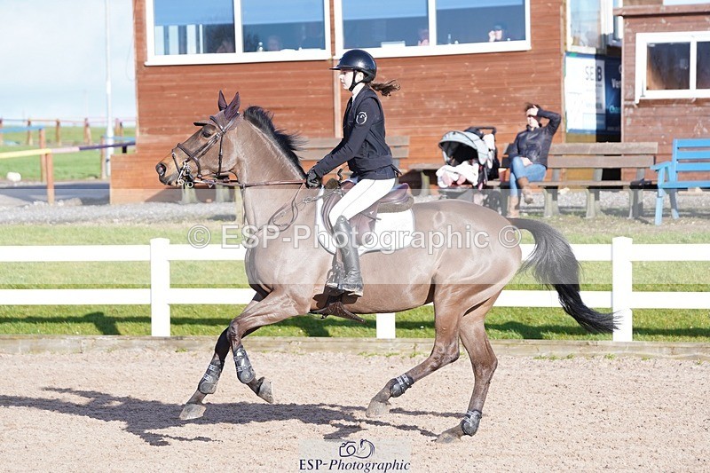 250222-152824-02466 - Cls 15 Foxhunter and 1.20m Open