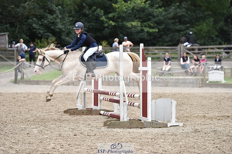 240802-125300-04691 - 70cm Round 2