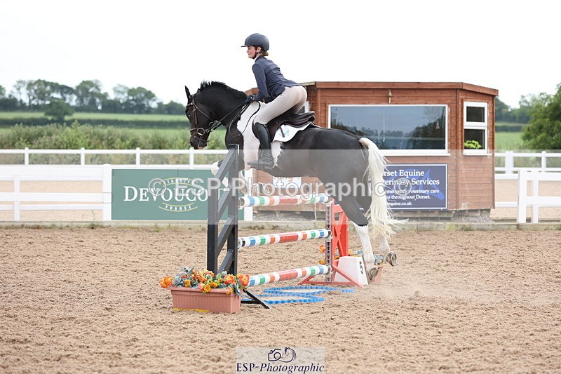 240630A-164743-15355 - Cls 33 Foxhunter and 1.10m Open