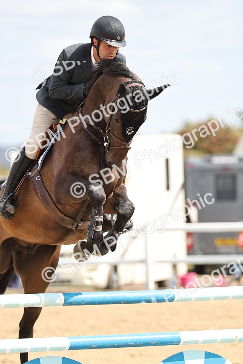 SBM_004730 - Class 5 - Senior Discovery - 1.00m Open