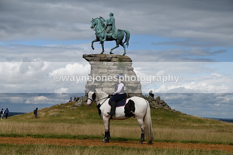 DSC_8975 - Time at Statue 14:33 to 15:10