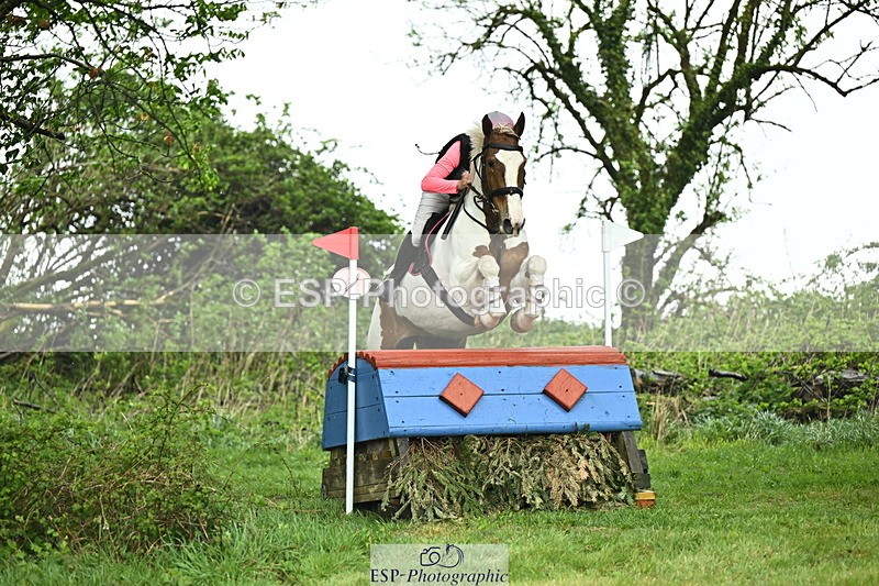 250418-101854-01382 - 075-Susan-Joy.Keeping-WARPAINT