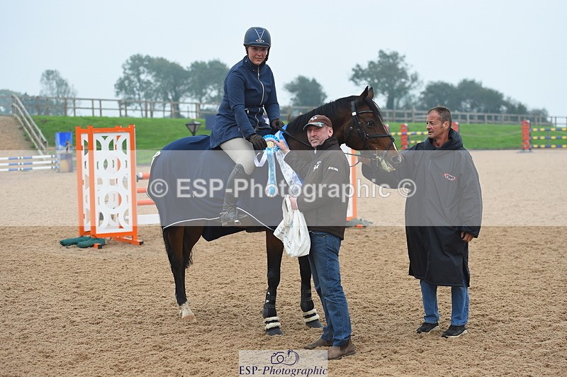 230916A-161106-05537 - Cls 18 Snr 95cm Derby