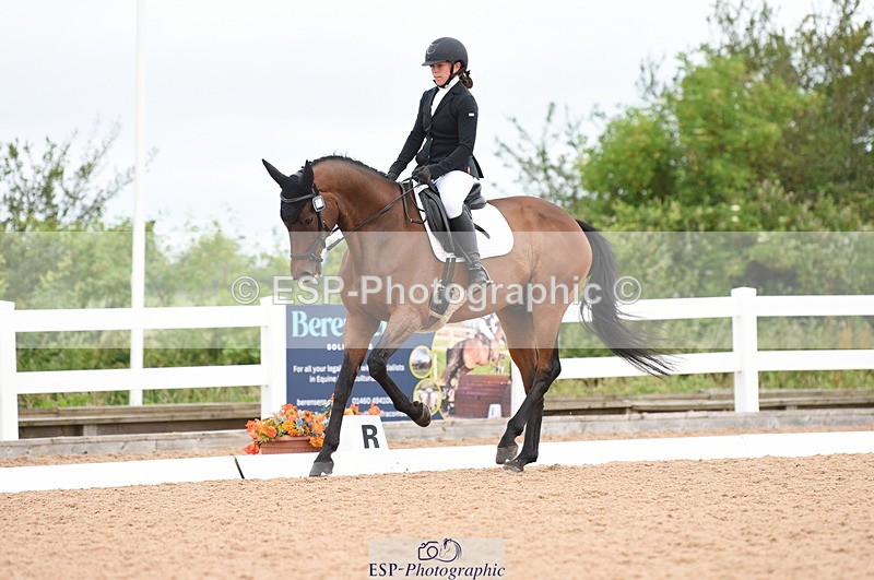 230630A-101940-00718 - Cls 4 Novice 23 Start to 11.30 break