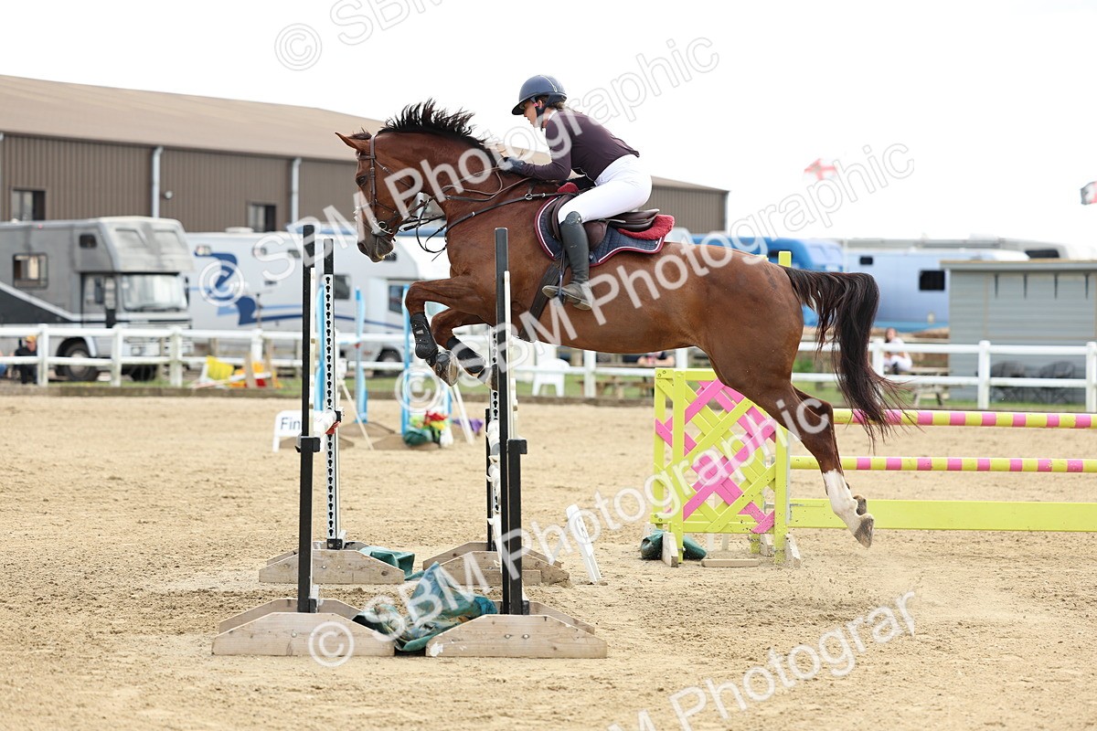 SBM_005225 - Class 18 - Senior 1.05m Open