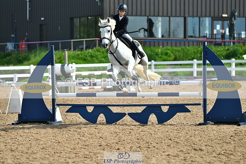 230514A-101109-02183 - Cls 22 Pony Discovery & 90cm Open