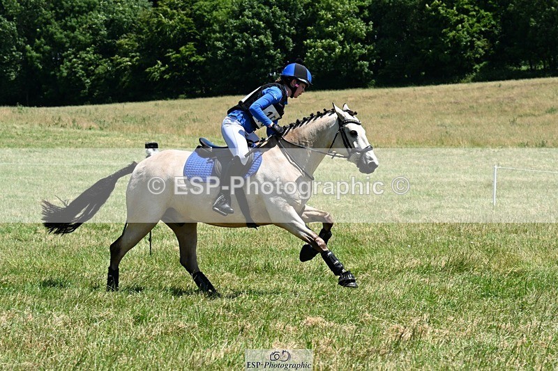 240629X-134001-3756 - 151-Issy_Baldock-CREGGS_DUN