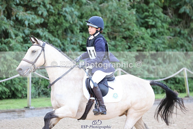 240823X-083131-14156 - 60cm R1 8.30 to 10.00