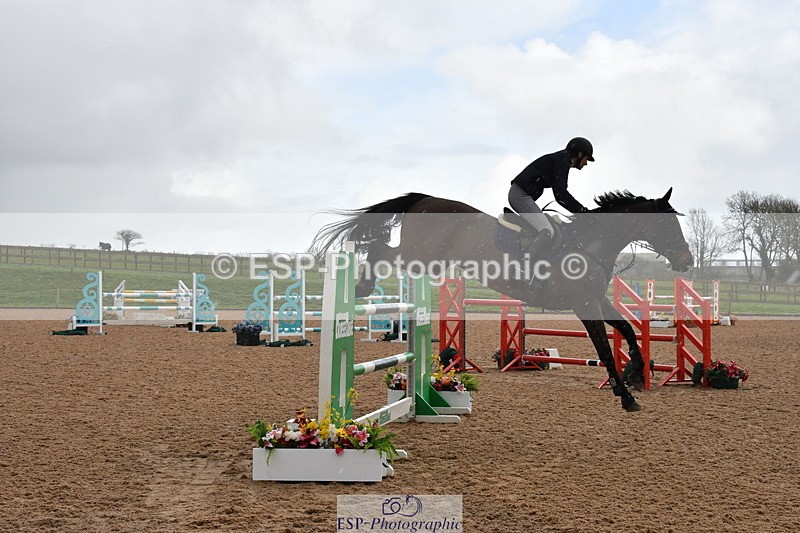 240315A-132638-01189 - Cls 4 Snr 1.20m Open