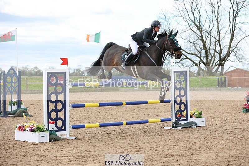 240419A-121247-07092 - Cls 6, 2 Star Medium Tour 1.35m