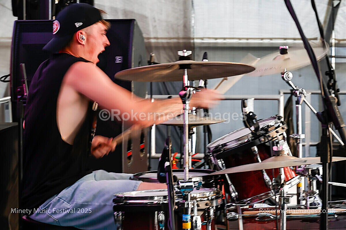 _MGL7261 - MINETY 2025