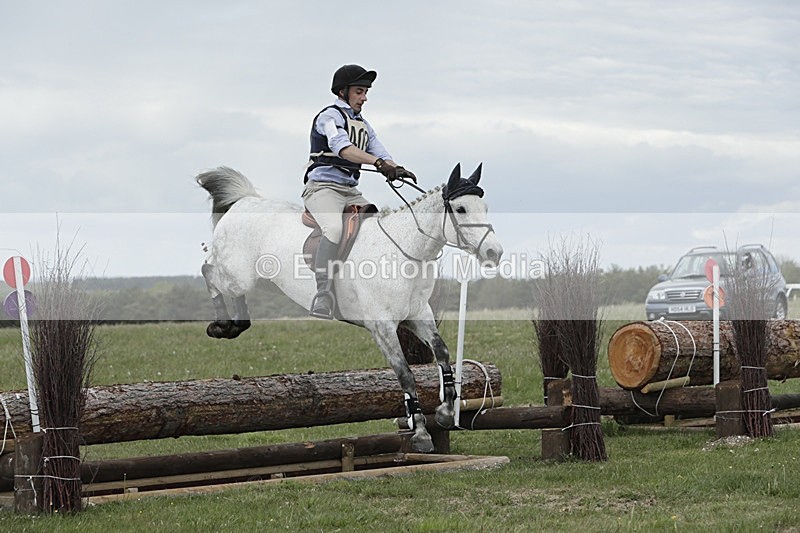 BVHT 140517  NXC -482 - Class 2 XC Novice 14/05/17