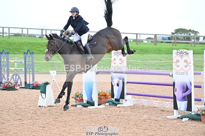 231013A-142352-02676 - Cls 9 Foxhunter & 1.20m Open