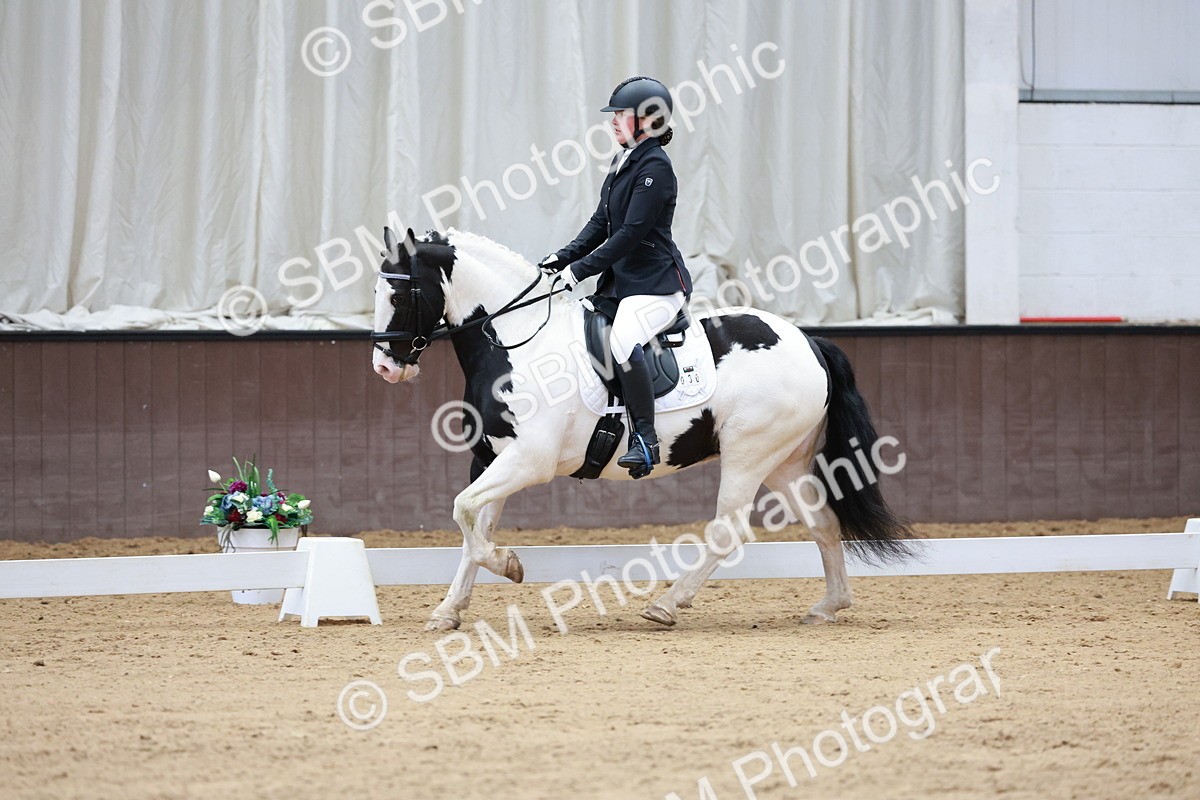 SBM_007240 - Class 6b - Novice 6 - 8.56-9.24