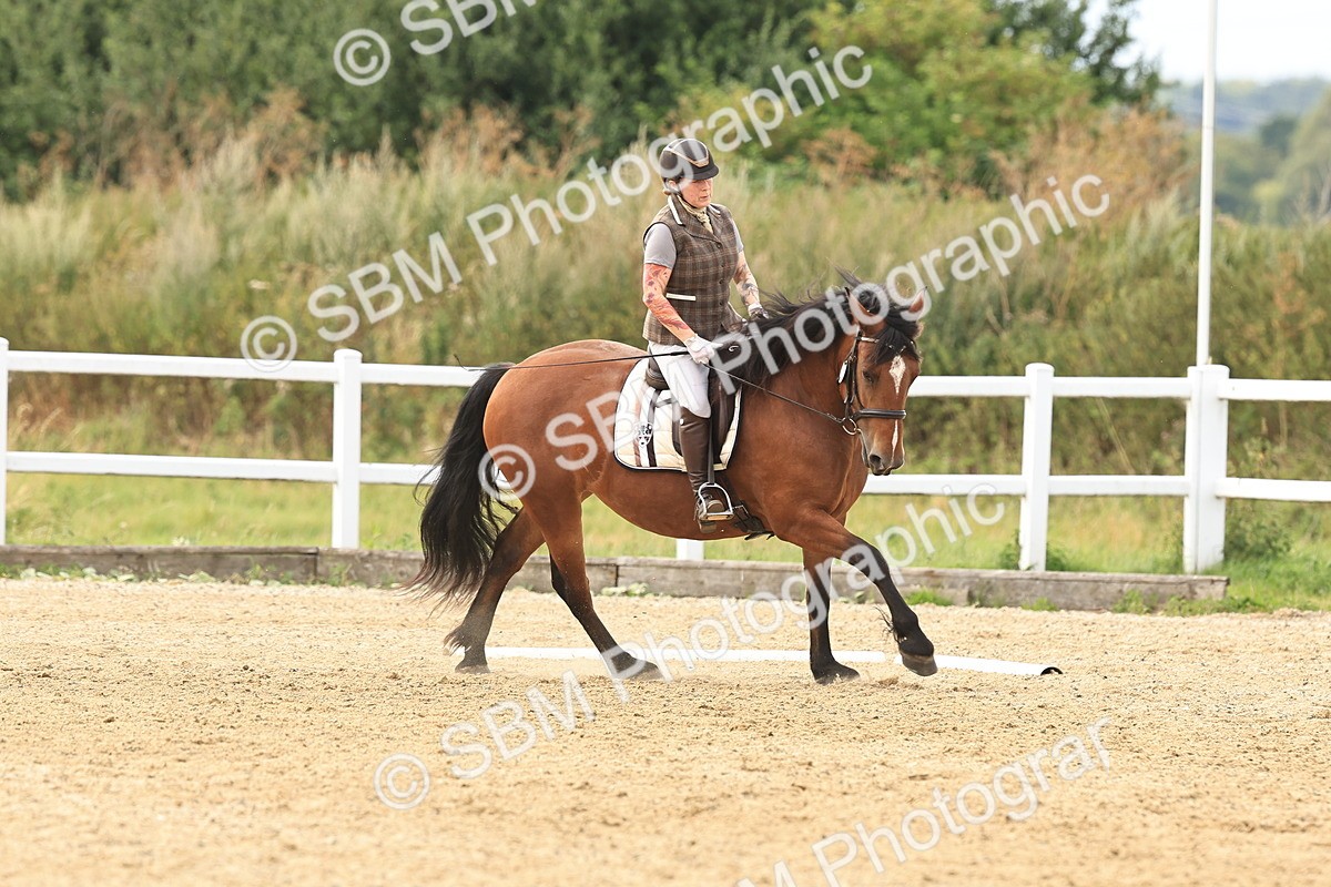 SBM_000504 - Class 4 - Novice 5