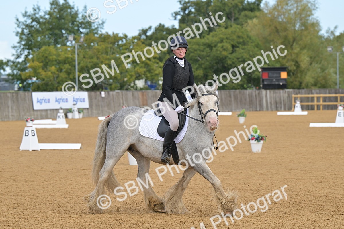 SBM_03732 - D2 - Small Tour Championship Intro 2