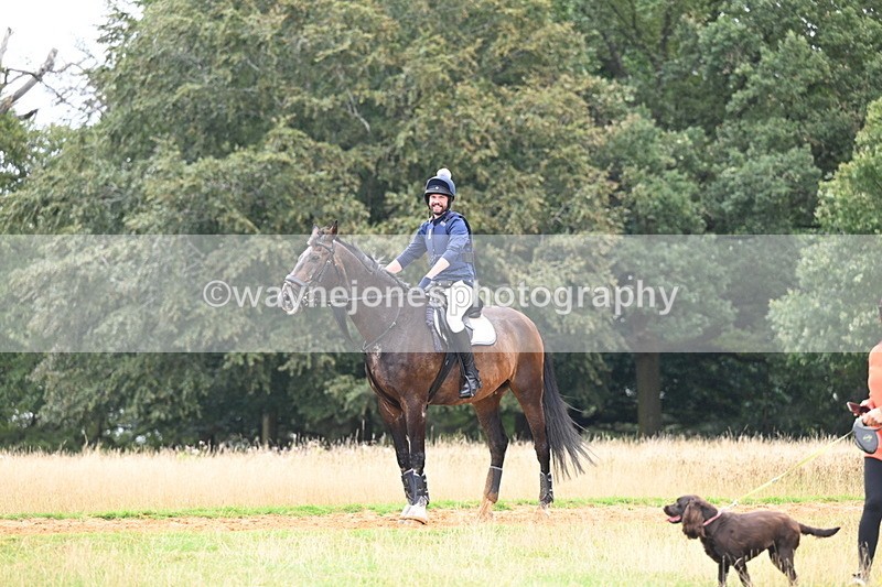 DSC_5698 - Time at Statue 11:46 to 12:16