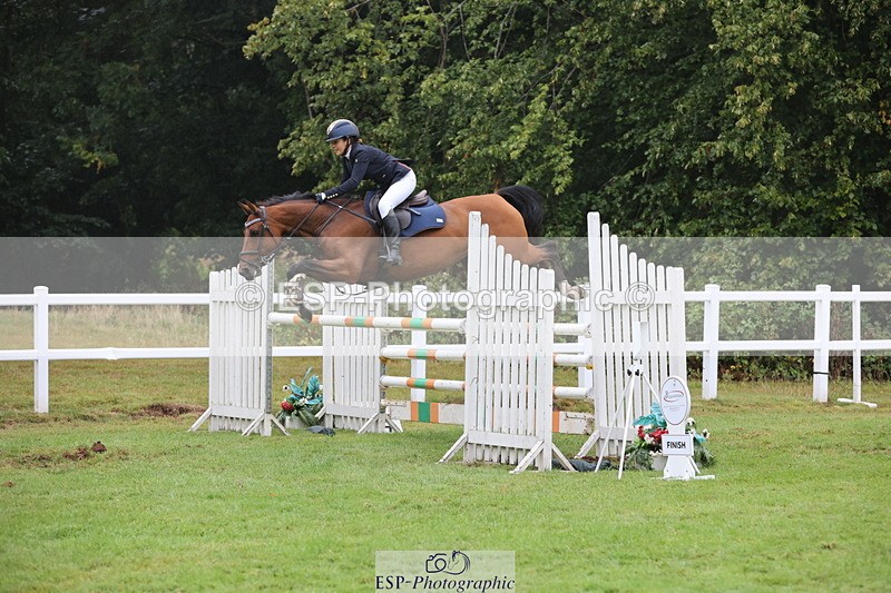 250830A-144722-07110 - Cls 16 Snr Newcomers and 1.10m Open