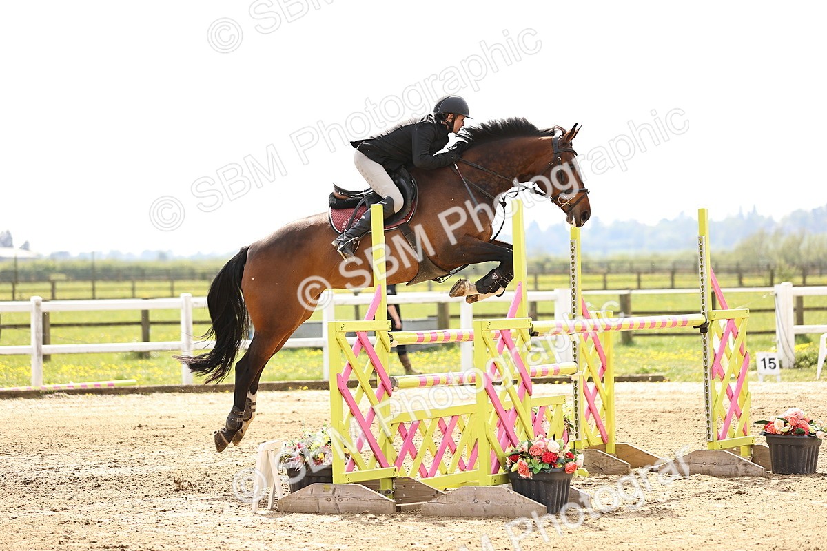  - Class 13 - Senior Foxhunter - 1.20m