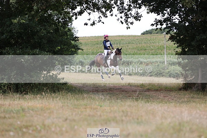 250802A-144530-05110 - F-258-Rachael.Whittaker-STAR