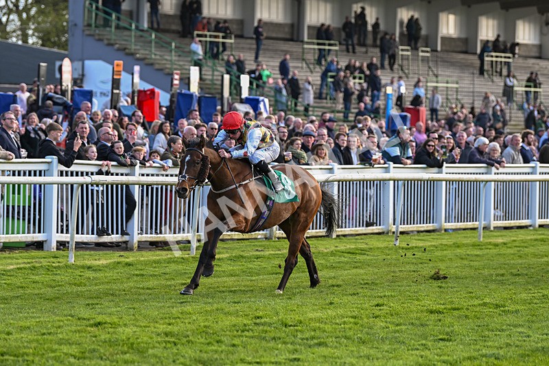 200424-Race 6-Gulliver-7070 - Race 6