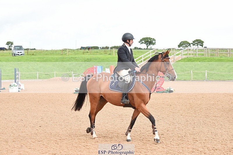 230812A-163740-10316 - Cls 38 Nat 1.40m Open