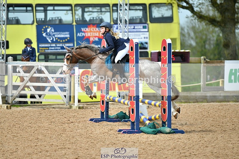 230513A-130806-00991 - Cls 34+35 Club 60cm