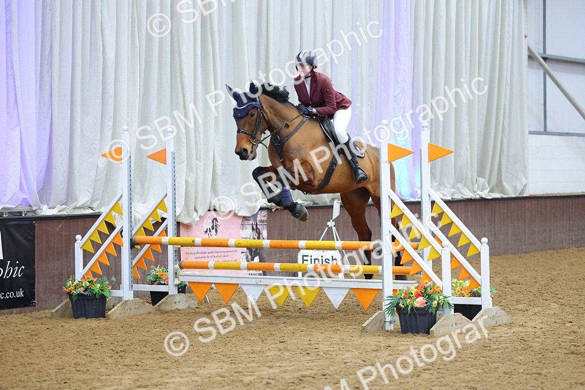 SBM_009632 - Class 20 - Senior British Novice/ 90cm Open - First Round (0.90m)